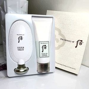 THE HISTORY OF WHOO Brightening Cleanser and Peeling Gel Set